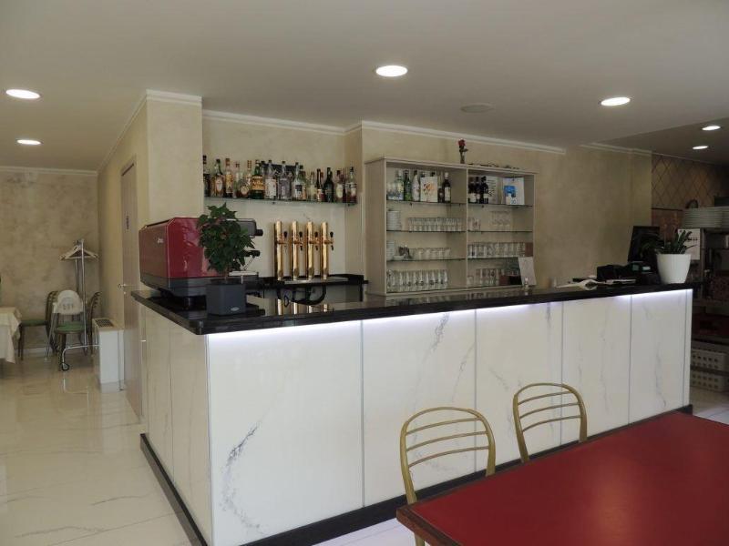 Hotel Rigolfo มอนคาลีเอรี ภายนอก รูปภาพ
