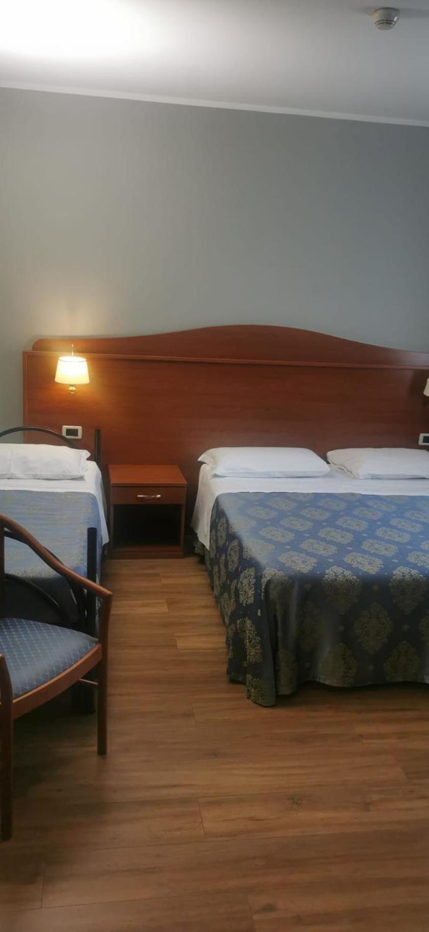 Hotel Rigolfo มอนคาลีเอรี ภายนอก รูปภาพ